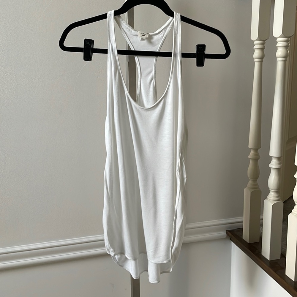 Wilfred Capucine tulip hem tank in white sz S
